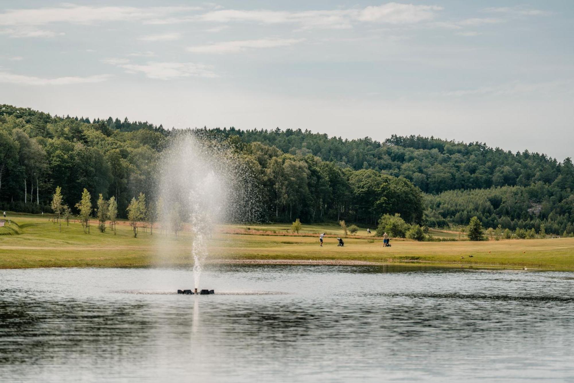 Holma Stångenäs Golf Bed&Breakfast Brastad Exteriör bild